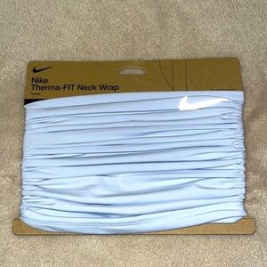 Nike Therma-Fit Neck Wrap - white/light gray - One Size - New with tags..